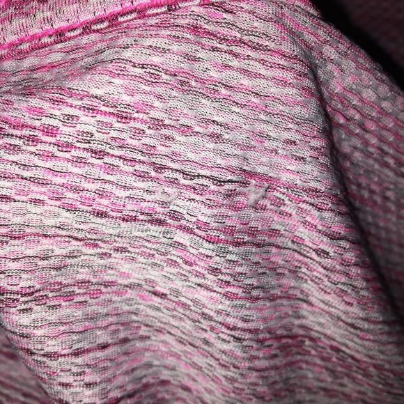 Reebok Workout Shirt Speed Wick Size Small - Picture 7 of 8